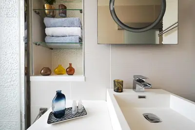 Salle de bains dans l'établissement Apartment Balcony Paris 16 Auteuil, Parc Des Princes