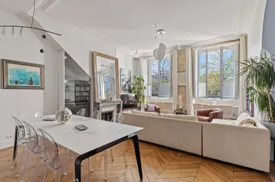 Coin salon dans l'établissement Comme une maison sur l'Île Saint Louis