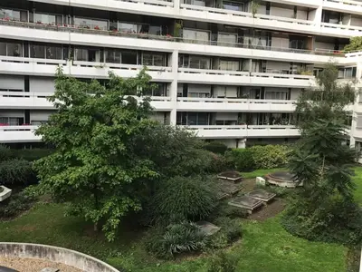 Jardin de l'établissement Grand studio fonctionnel, calme et ensoleillé