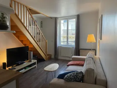 Coin salon dans l'établissement Au cœur du marais, centre de Paris