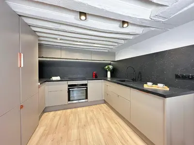 Cuisine ou kitchenette dans l'établissement Opera - Premium apartment with lift near Gare de l'Est for 4