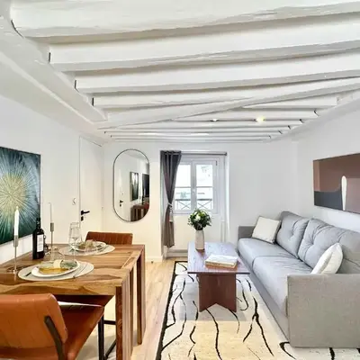 Opera - Premium apartment with lift near Gare de l'Est for 4
