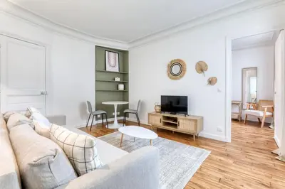 Télévision ou salle de divertissement dans l'établissement Furtive - Anvers