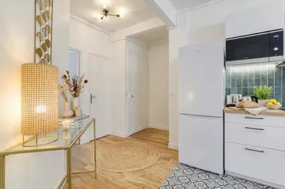 Cuisine ou kitchenette dans l'établissement Furtive - Magenta