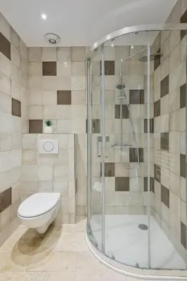 Salle de bains dans l'établissement BnBNova - Ile St Louis