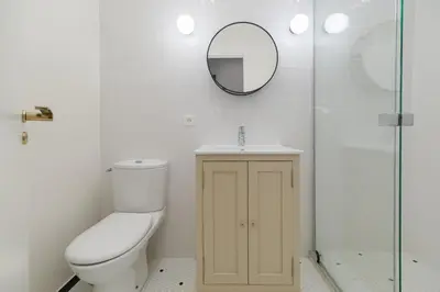 Salle de bains dans l'établissement Luxury apartments - Avenue Montaigne