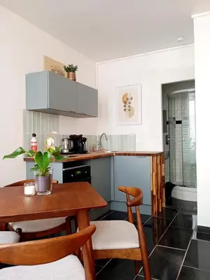 Cuisine ou kitchenette dans l'établissement Cocon convivial a montmartre
