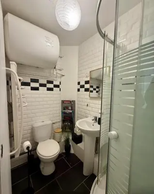 Salle de bains dans l'établissement Cocon convivial a montmartre