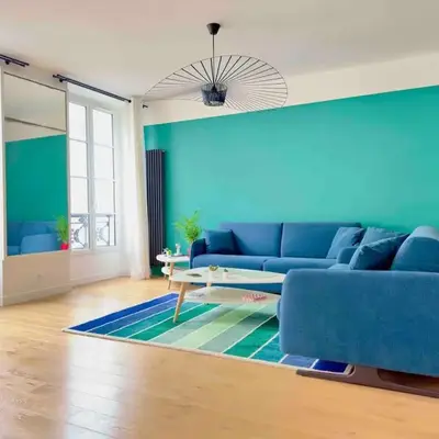 Spacious 4P Apartment Madeleine Department Stores