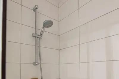 Salle de bains dans l'établissement Apartment of 26 m2 near the park of Belleville