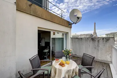 Balcon ou terrasse dans l'établissement Eiffel residence Gustave