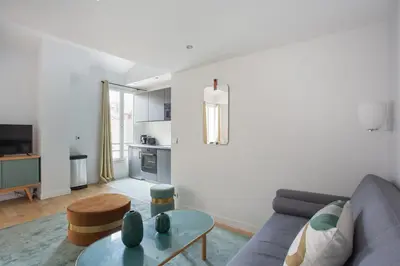 Cuisine ou kitchenette dans l'établissement Appartement lumineux dans Paris - Climatisé