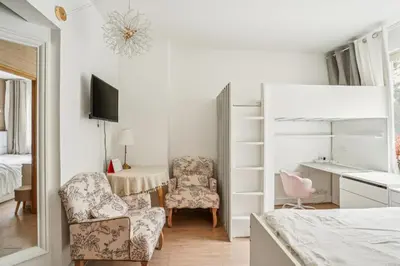 Un ou plusieurs lits dans un hébergement de l'établissement Place Victor Hugo - Mesnil 1bdr by B'Your Home