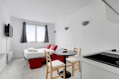 Plan de l'établissement Nice & Quiet Studio - Saint Denis