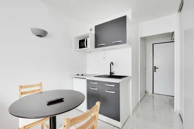 Plan de l'établissement Nice & Quiet Studio - Saint Denis