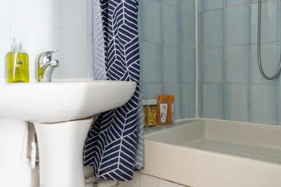 Salle de bains dans l'établissement Bright and Cosy studio apartment in Republique Paris