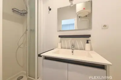 Salle de bains dans l'établissement Flexliving - Studio - Patriarches