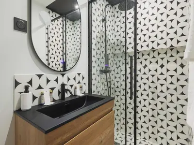 Salle de bains dans l'établissement Modern apartment -1BR-2P- Marais