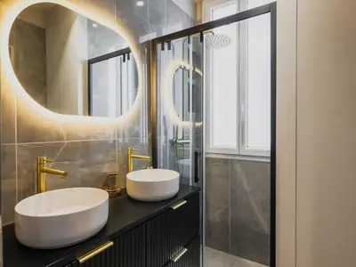 Salle de bains dans l'établissement Modern flat - 1BR-4P- Montparnasse