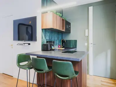 Cuisine ou kitchenette dans l'établissement Modern flat - 1BR-4P- Montparnasse