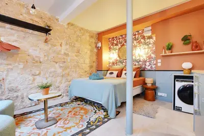 Cuisine ou kitchenette dans l'établissement Cozy Studio in Saint-Germain-des-Prés - Fully equipped