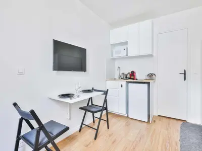 Cuisine ou kitchenette dans l'établissement Cozy appartement -2P- Accor Arena Bercy