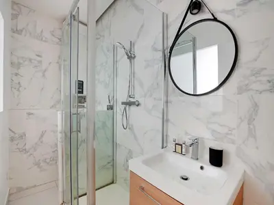 Salle de bains dans l'établissement Apartment in Bastille with 1 room