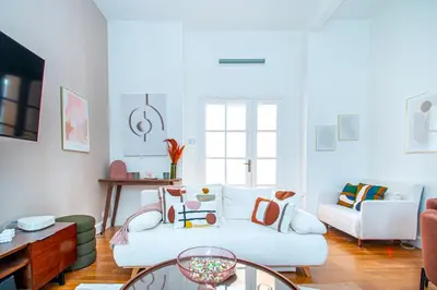 Coin salon dans l'établissement Appartement raffiné - Arc de Triomphe