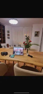 Télévision ou salle de divertissement dans l'établissement Appartement neuf et moderne à Puteaux