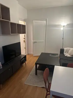 Coin salon dans l'établissement Bel Appartement Paris 11