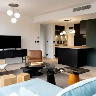Amazing appartements on Champs-Elysées