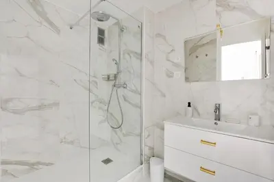 Salle de bains dans l'établissement PARIS 5 - Beautiful apartment L000