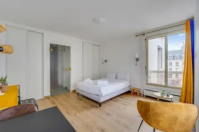 Un ou plusieurs lits dans un hébergement de l'établissement PARIS 5 - Beautiful apartment L000