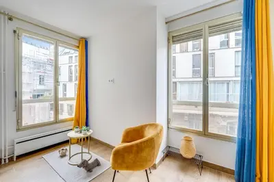 Coin salon dans l'établissement PARIS 5 - Beautiful apartment L000