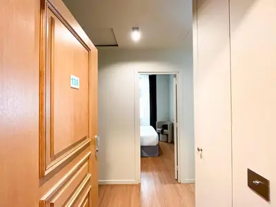 Un ou plusieurs lits dans un hébergement de l'établissement Urban Flat 138 - Beautiful Duplex in Saint Germain