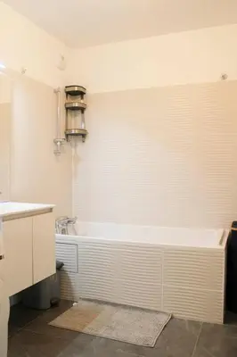 Salle de bains dans l'établissement Beautiful 1-bedroom apartment with terrace