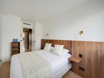 Un ou plusieurs lits dans un hébergement de l'établissement Elegant apartment - AC- 1BR- Neuilly-sur-Seine