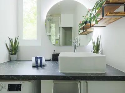 Cuisine ou kitchenette dans l'établissement Charming 1BR - 2P Apartment Gateway to Paris