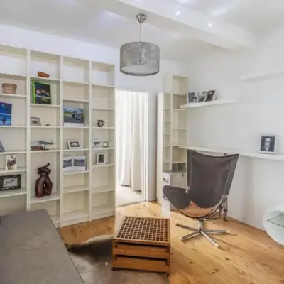 Beautifully renovated 17th Paris apartment