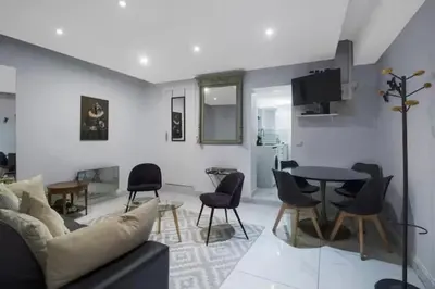 Coin salon dans l'établissement Appartement Popincourt Bastille