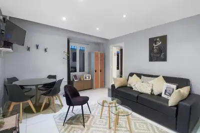 Coin salon dans l'établissement Appartement Popincourt Bastille