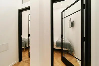 Un ou plusieurs lits dans un hébergement de l'établissement Lavie Maison Marais Sauna Hot Tub