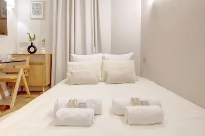 Un ou plusieurs lits dans un hébergement de l'établissement Studio luxueux a Paris with AC a proximite du Marais