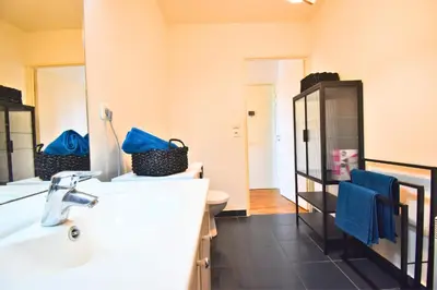 Salle de bains dans l'établissement Le Bicolore Parisien
