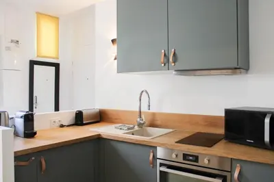 Cuisine ou kitchenette dans l'établissement Duplex cosy au cœur du Marais Paris 3ᵉ