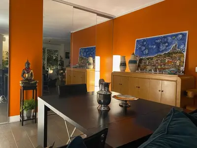 Cuisine ou kitchenette dans l'établissement Stade de France - Magnifique terrasse arborée
