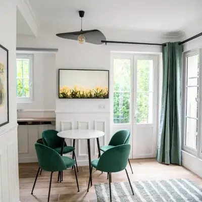 Cosy suite with a terrasse in a calm area