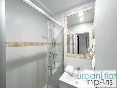 Salle de bains dans l'établissement Urban Flat 81 - Paris Luxe Sebastopol