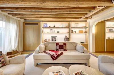 Coin salon dans l'établissement Ultra luxe et Confort au Coeur des champs-Elysees