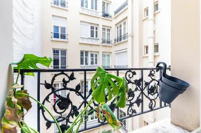 Balcon ou terrasse dans l'établissement GuestReady - Peaceful Retreat in Batignolles